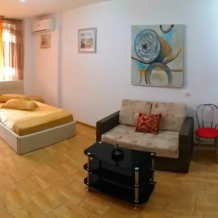 Bella Lux - Sat Vacanta Apartment *