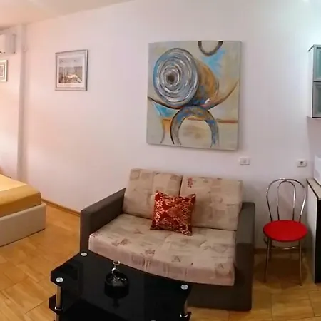 Bella Lux - Sat Vacanta Apartmán